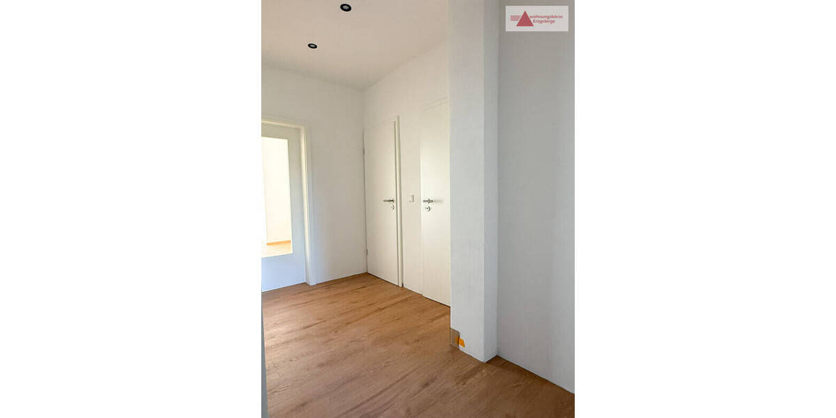 Etagenwohnung Burkhardtsdorf - 3 Zimmer, 77 m&sup2;, 720&euro; | Angebot:26066044