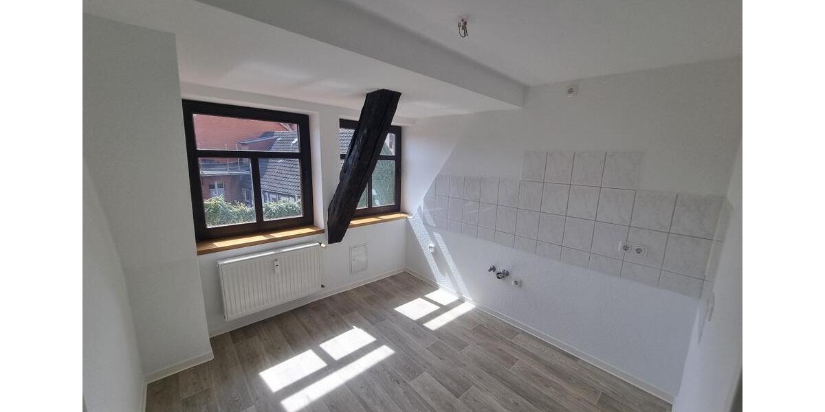 Dachgeschoßwohnung Burg - 2 Zimmer, 57 m&sup2;, 370&euro; | Angebot:26458955