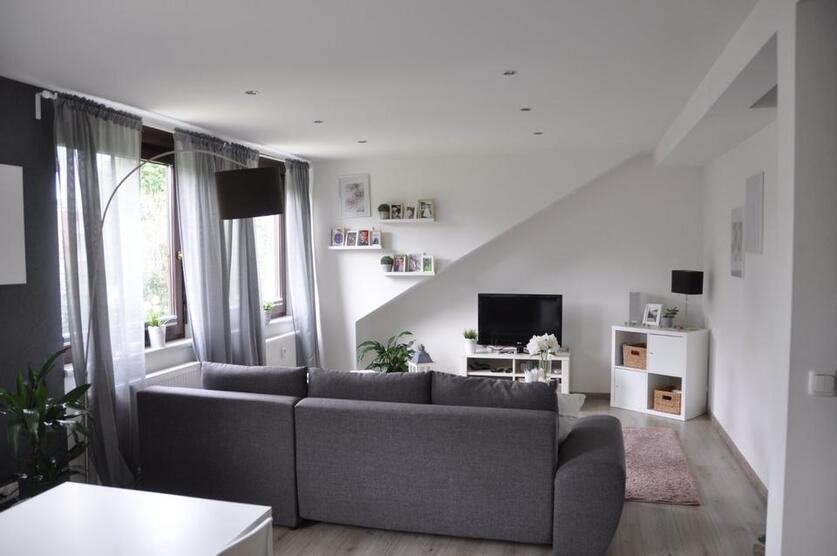 Schöne helle 2 Zimmerwohnung im Zentrum Rheindahlens