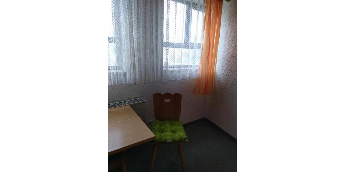 Wohnen auf Zeit Langensendelbach - 1 Zimmer, 15 m&sup2;, 350&euro; | Angebot:26676059