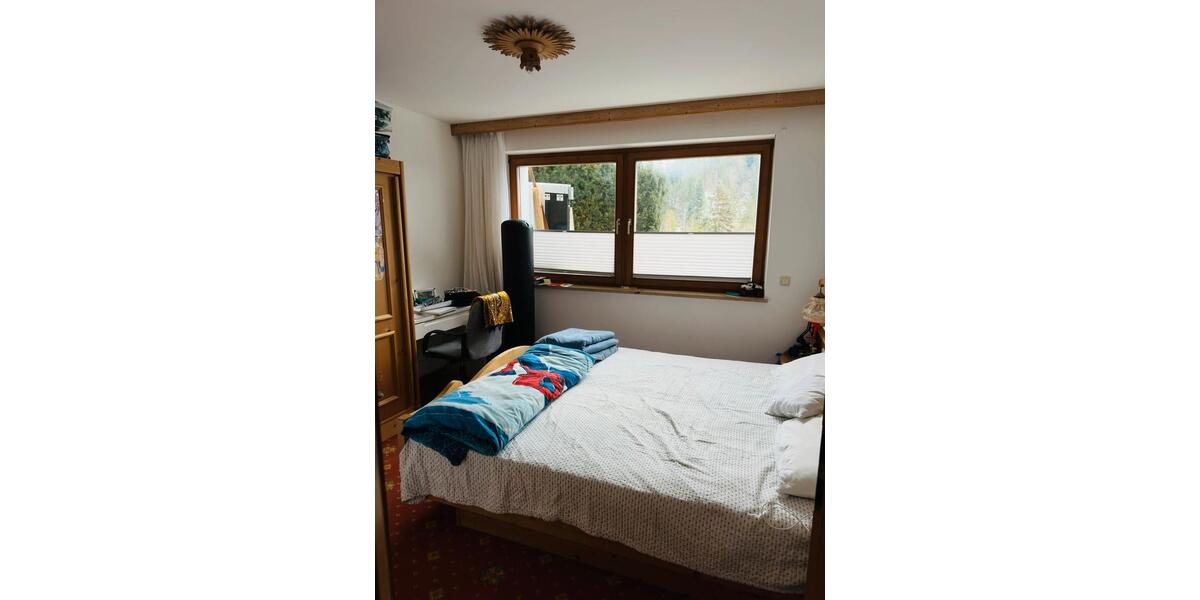 Erdgeschoßwohnung Bischofswiesen - 3 Zimmer, 82 m&sup2;, 1.380&euro; | Angebot:24847299