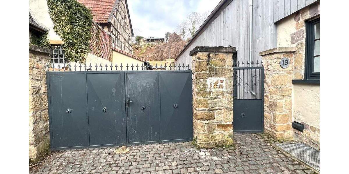 Zimmer Nußbaum - 3 Zimmer, 85 m&sup2;, 950&euro; | Angebot:25683777