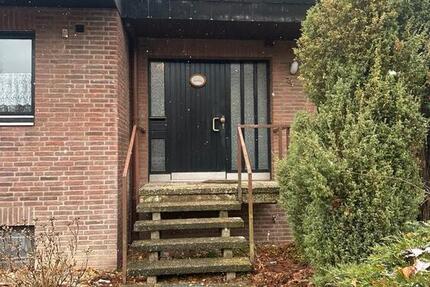 Haus Laatzen - 5 Zimmer, 127 m&sup2;, 1.900&euro; | Angebot:25082173