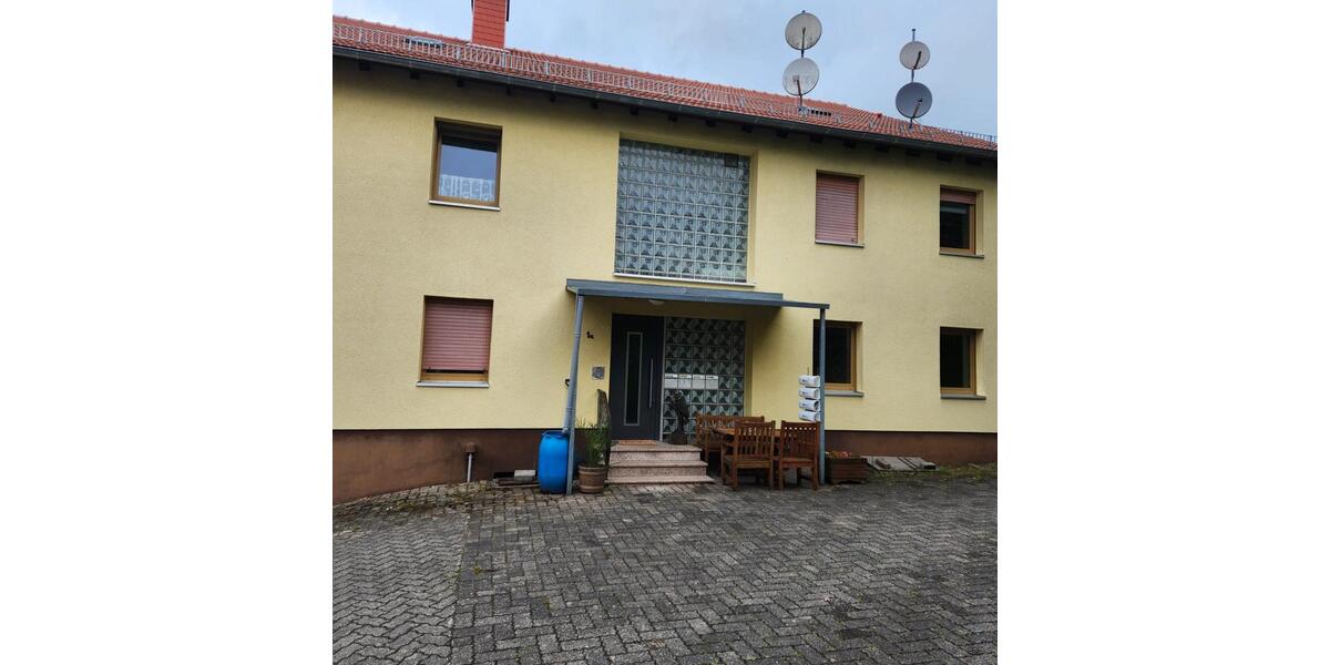 Etagenwohnung Mömbris - 4 Zimmer, 94 m&sup2;, 725&euro; | Angebot:26579879