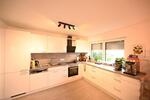 Herrliches Wohnen in der obersten Etage! Neuwertige 3-Zimmer-Wohnung Deining