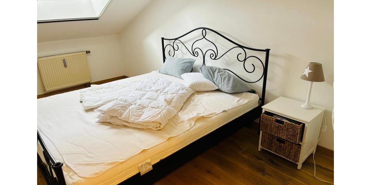 Dachgeschoßwohnung Siegsdorf - 3 Zimmer, 68 m&sup2;, 1.440&euro; | Angebot:26285822