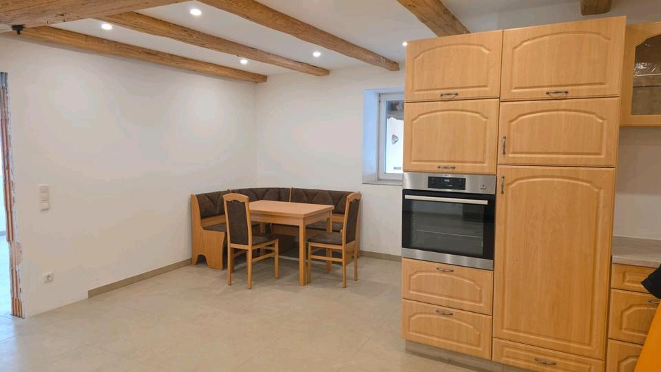 Etagenwohnung Mainburg - 2 Zimmer, 70 m&sup2;, 1.000&euro; | Angebot:25843223