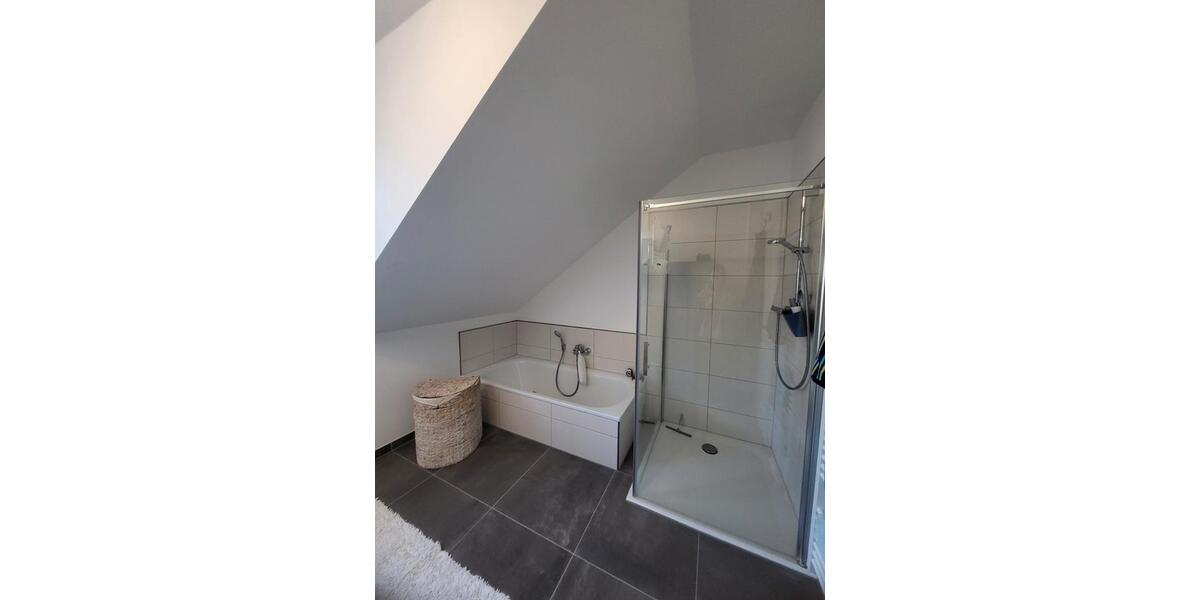 Wohnen auf Zeit Lasbek - 4 Zimmer, 118 m&sup2;, 800&euro; | Angebot:26036082