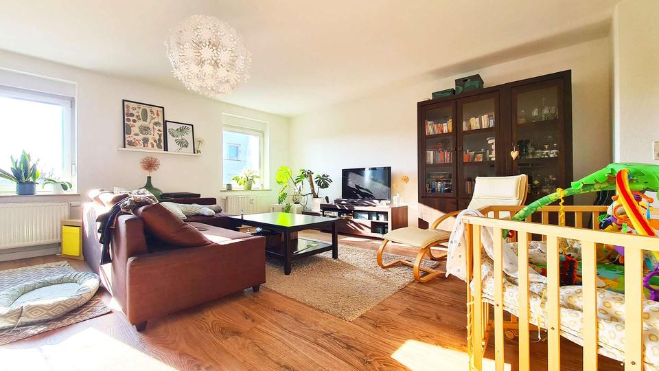 Dachgeschoßwohnung Köthen (Anhalt) - 3.5 Zimmer, 105 m&sup2;, 655&euro; | Angebot:25654555