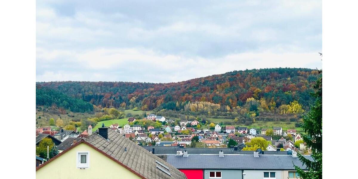 Dachgeschoßwohnung Bad Kissingen - 2.5 Zimmer, 78 m&sup2;, 700&euro; | Angebot:26536099