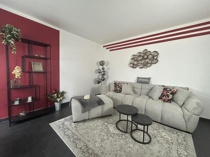 Möblierte 2-Zimmer-Wohnung mit Garage & persönlicher Assistentin