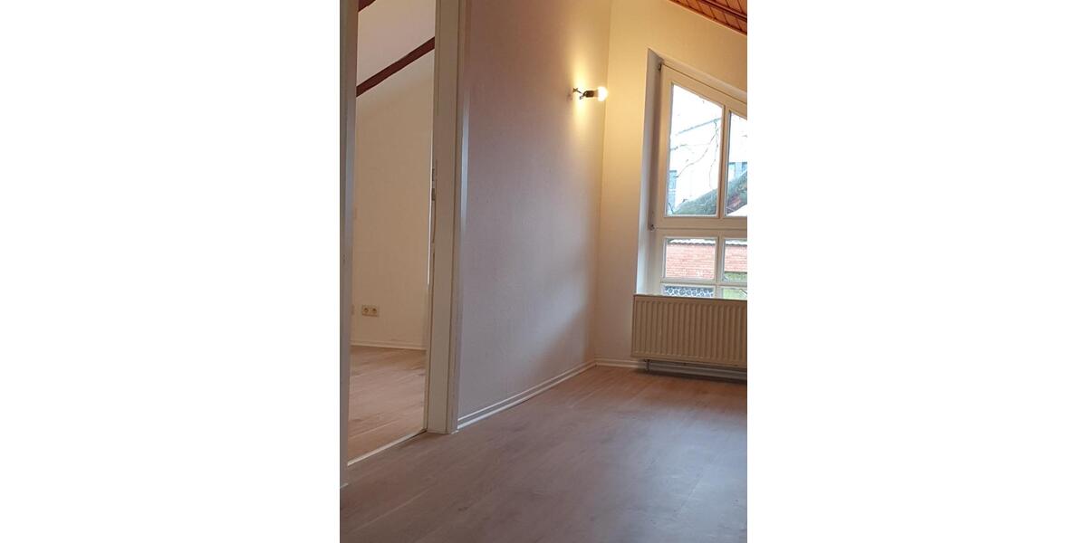 Wohnen im historischen Bahnhof von Erpel 3 zimmer