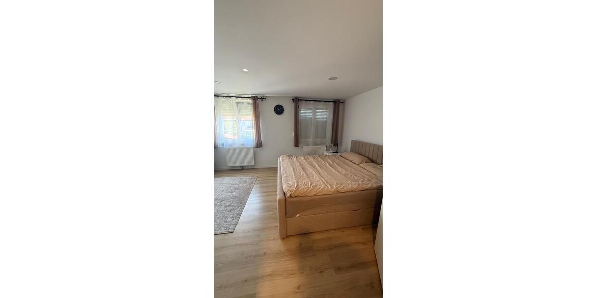 Etagenwohnung Waldkraiburg - 3 Zimmer, 85 m&sup2;, 1.050&euro; | Angebot:26519023
