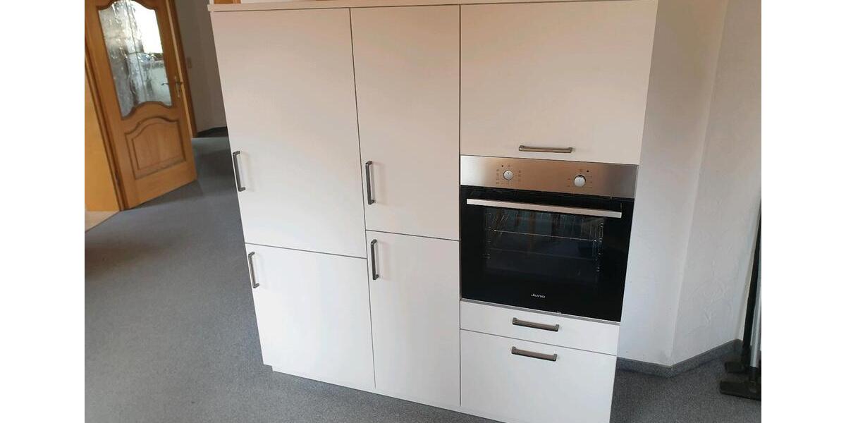 Neu renovierte 5 Zimmer Wohnung Mietshaus Mietwohnung 6 zimmer