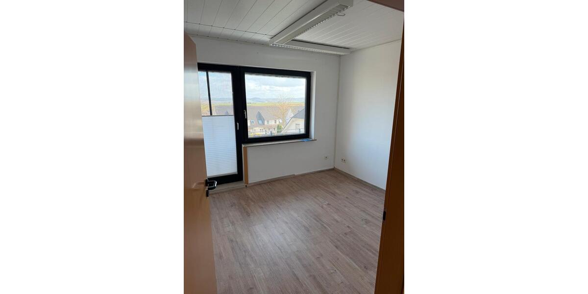 Maisonettenwohnung Gudensberg - 3 Zimmer, 100 m&sup2;, 1.000&euro; | Angebot:26547081