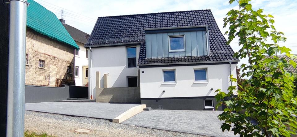 Etagenwohnung Windeck - 2 Zimmer, 70 m&sup2;, 550&euro; | Angebot:25073424