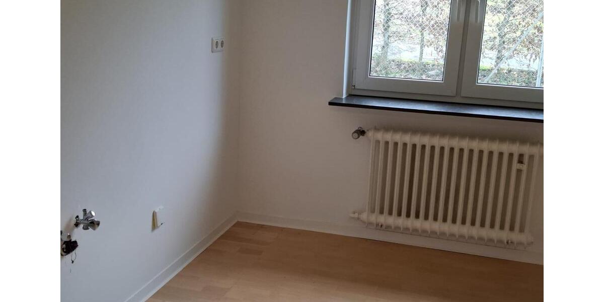 Erdgeschoßwohnung Würzburg Dürrbachau - 4 Zimmer, 106 m&sup2;, 1.500&euro; | Angebot:25299650