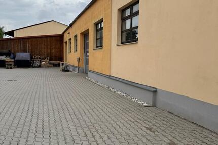 Gewerbehalle in Autobahnnähe zimmer