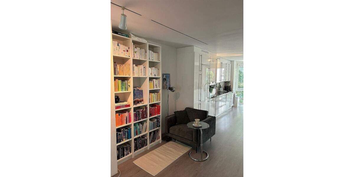 Etagenwohnung Hamburg Uhlenhorst - 3 Zimmer, 121 m&sup2;, 2.600&euro; | Angebot:24545946