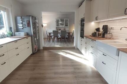 Wohnen auf Zeit Brensbach - 5 Zimmer, 130 m&sup2;, 1.500&euro; | Angebot:25322652