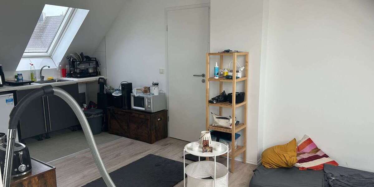 Etagenwohnung Köln Humboldt - 2 Zimmer, 45 m&sup2;, 950&euro; | Angebot:26791541