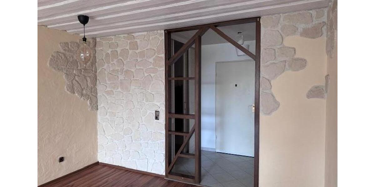 Erdgeschoßwohnung Lampertheim - 3 Zimmer, 100 m&sup2;, 990&euro; | Angebot:24781051