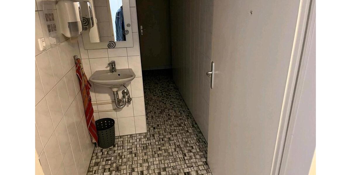 Gewerbeobjekt Michelsneukirchen - 700&euro; | Angebot:25451941