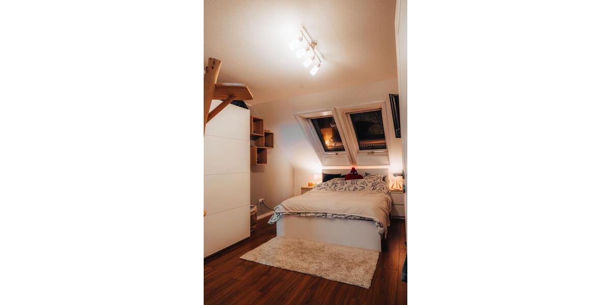 Dachgeschoßwohnung Wolfsburg Alt-Wolfsburg - 3 Zimmer, 65 m&sup2;, 700&euro; | Angebot:26606682
