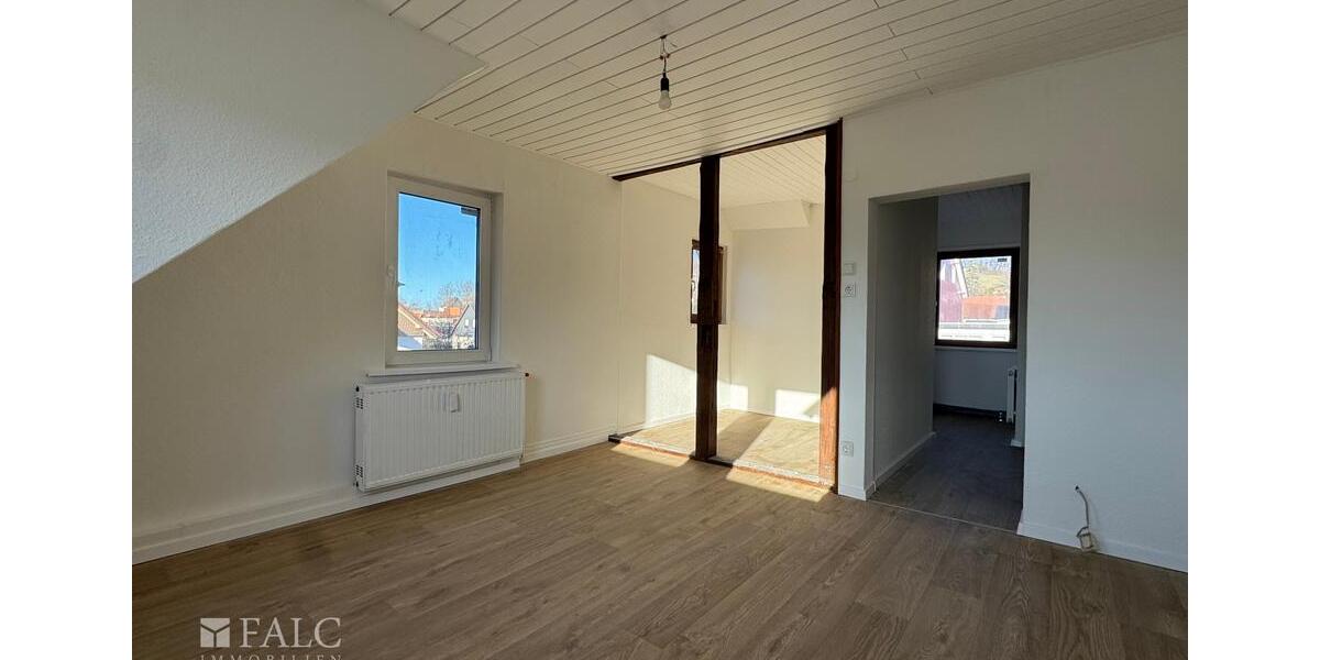 Sanierte 1-Raum-Dachgechosswohnung 1 zimmer