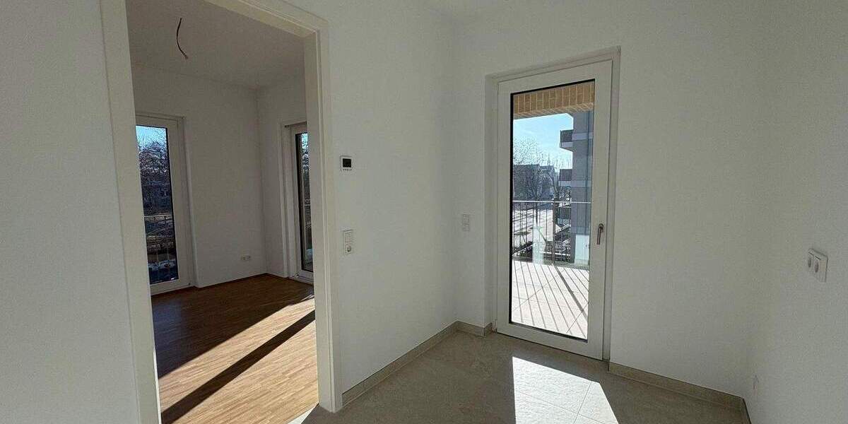 Etagenwohnung Dresden Leipziger Vorstadt - 3 Zimmer, 83 m&sup2;, 1.300&euro; | Angebot:25822638