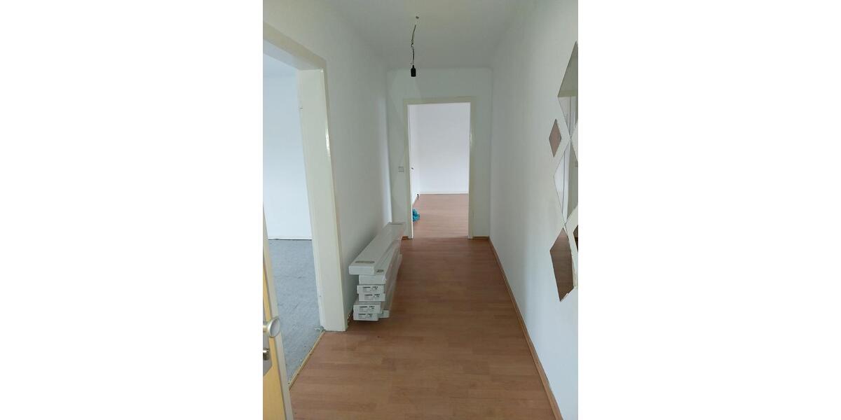 Dachgeschoßwohnung Neunkirchen - 3 Zimmer, 75 m&sup2;, 580&euro; | Angebot:24863698