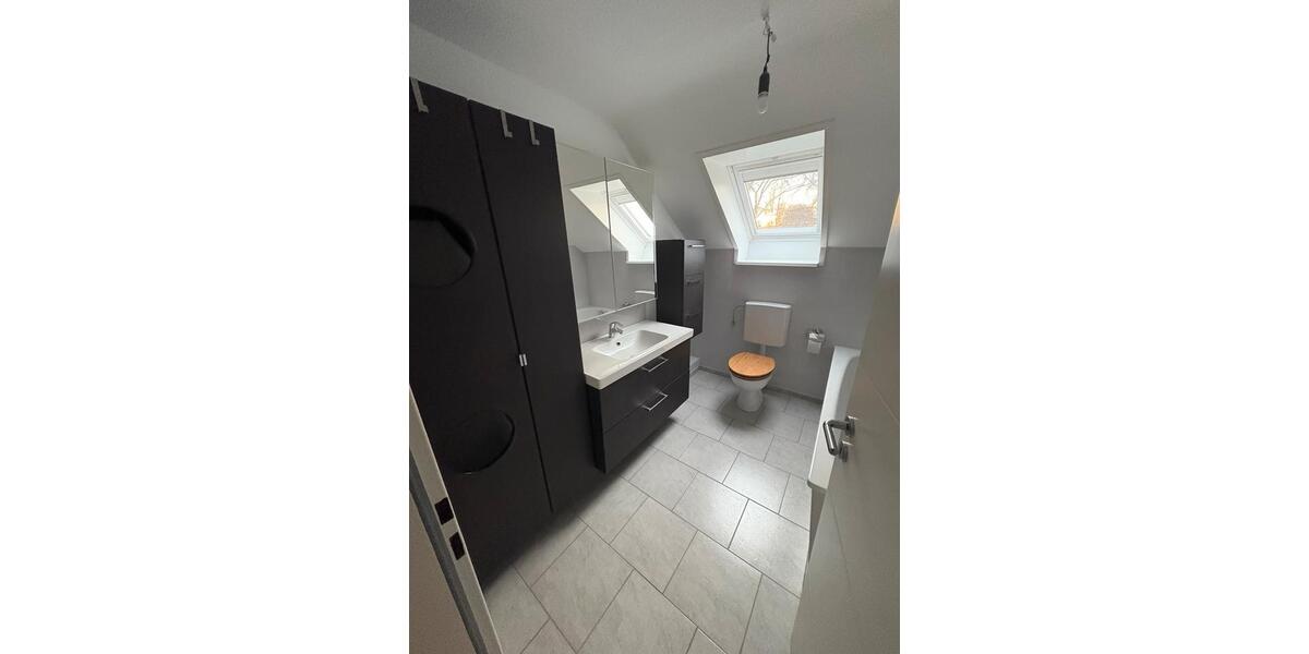 Terrassenwohnung Solingen Mitte - 3 Zimmer, 98 m&sup2;, 1.530&euro; | Angebot:24693757