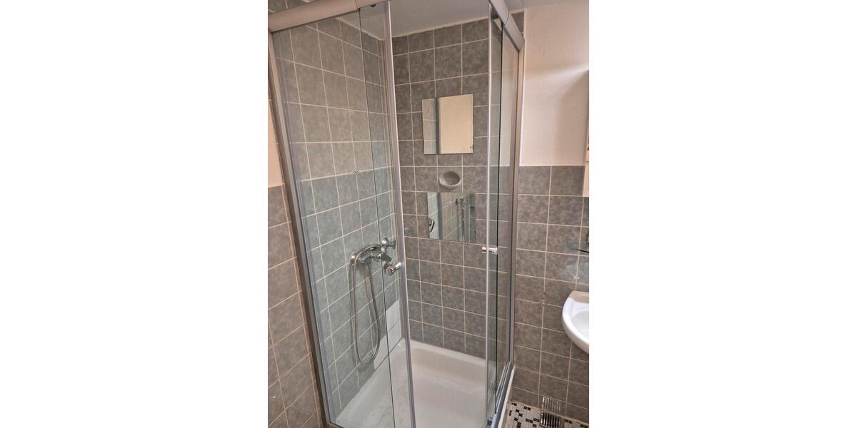 Etagenwohnung Essen Stadtbezirk IX - 1 Zimmer, 30 m&sup2;, 1.200&euro; | Angebot:24565924