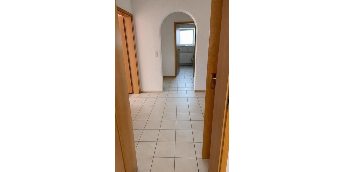 Erdgeschoßwohnung Neresheim - 4 Zimmer, 90 m&sup2;, 850&euro; | Angebot:25062014