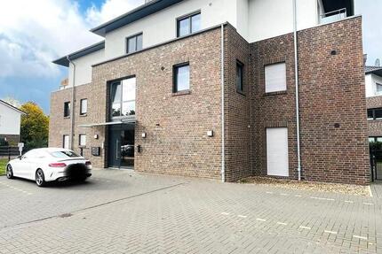 Helle Dachgeschosswohnung in Wildeshausen mit Balkon zimmer