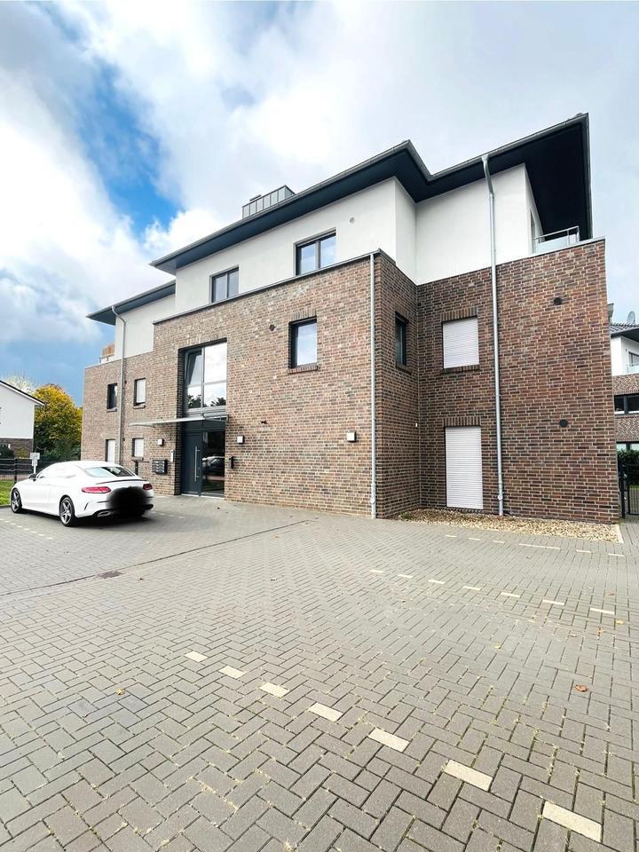 Helle Dachgeschosswohnung in Wildeshausen mit Balkon zimmer