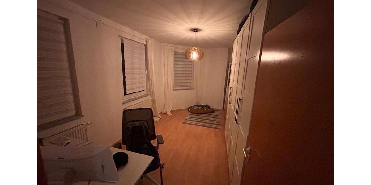 Erdgeschoßwohnung Erfurt - 3 Zimmer, 73 m&sup2;, 750&euro; | Angebot:25168950