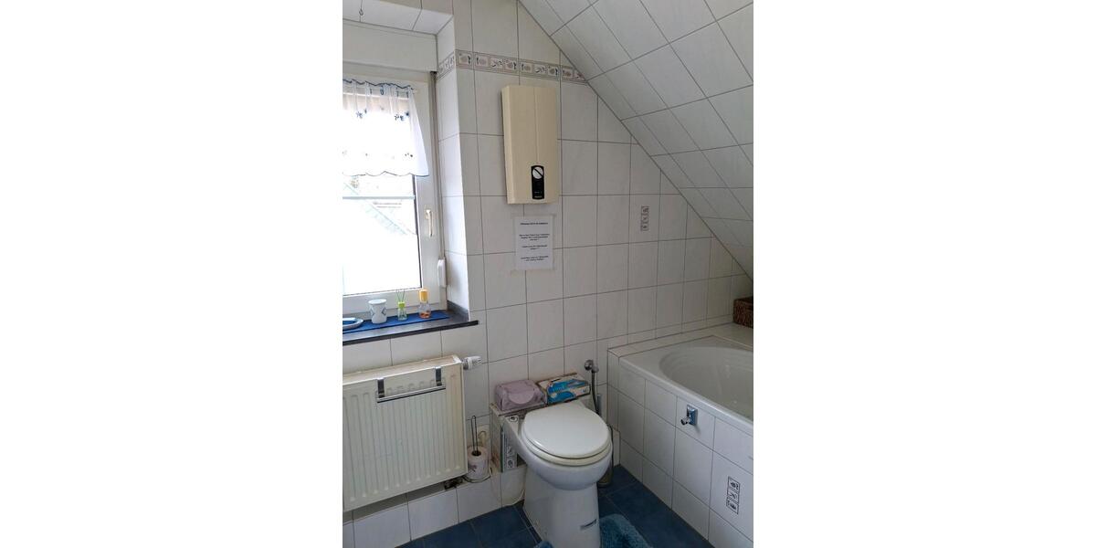 Dachgeschoßwohnung Mönchengladbach West - 1 Zimmer, 45 m&sup2;, 570&euro; | Angebot:26587510