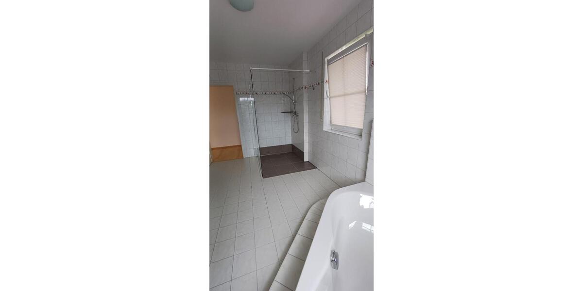 Doppelhaushälfte Reichertsheim - 4 Zimmer, 205 m&sup2;, 1.700&euro; | Angebot:25395204