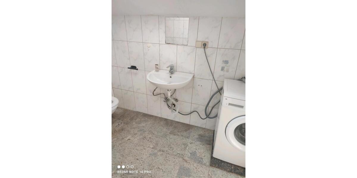 Dachgeschoßwohnung Lingenfeld - 2 Zimmer, 55 m&sup2;, 800&euro; | Angebot:26330072