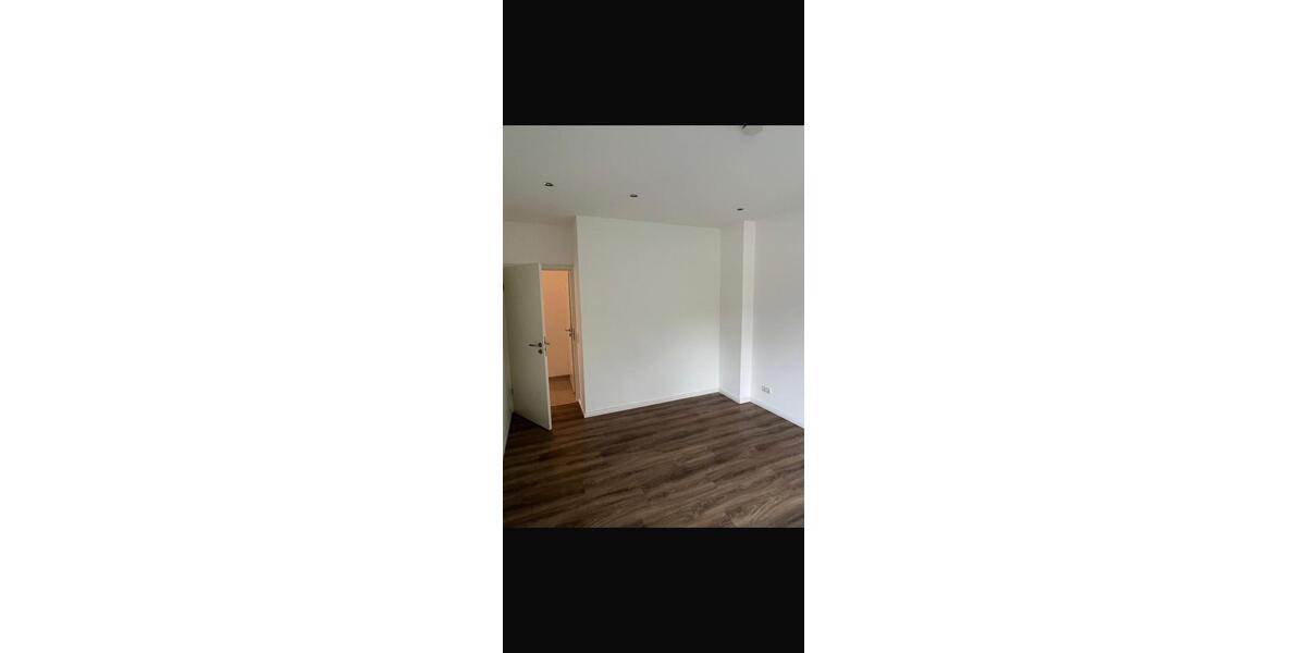 Etagenwohnung Bremen - 3 Zimmer, 67 m&sup2;, 450&euro; | Angebot:26587316