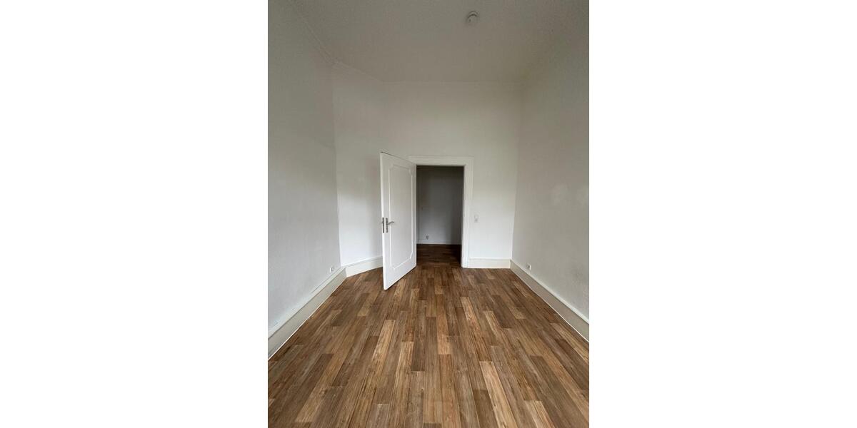 Etagenwohnung Schwelm - 3 Zimmer, 120 m&sup2;, 840&euro; | Angebot:26680350