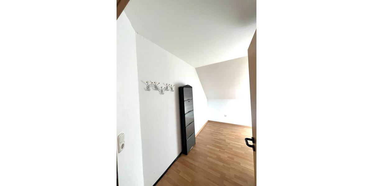 Wohnen auf Zeit Hille - 4 Zimmer, 100 m&sup2;, 400&euro; | Angebot:26512997