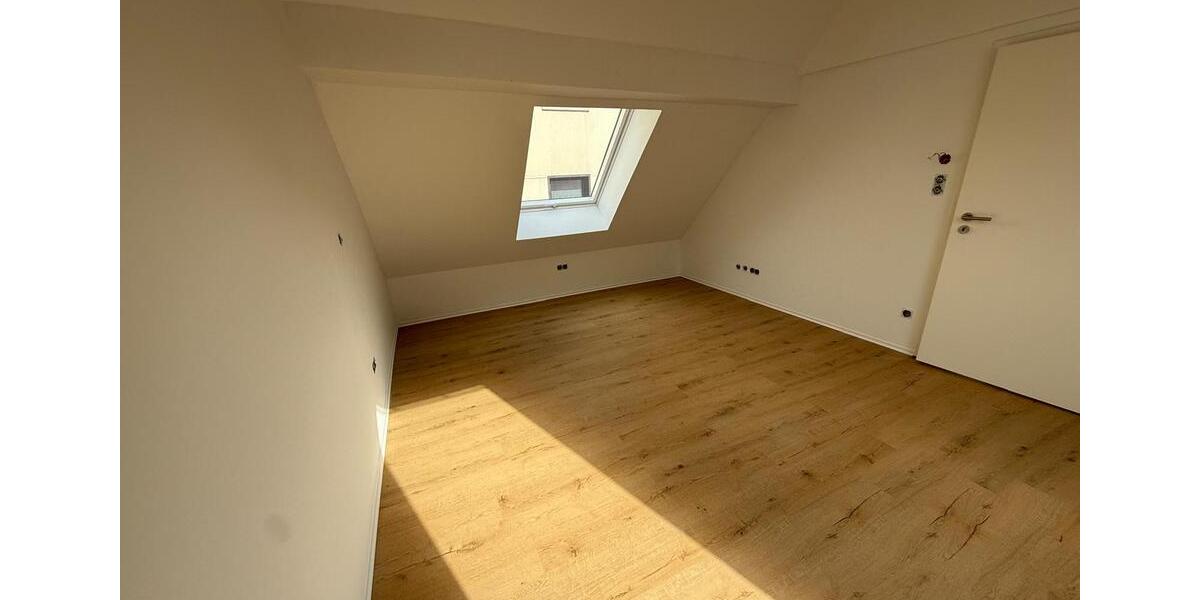 Dachgeschoßwohnung Bingen am Rhein - 2 Zimmer, 70 m&sup2;, 750&euro; | Angebot:26494545