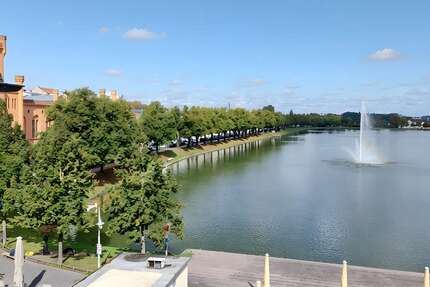Wohnung Schwerin - 5 Zimmer, 293 m&sup2;, 2.300&euro; | Angebot:27470790