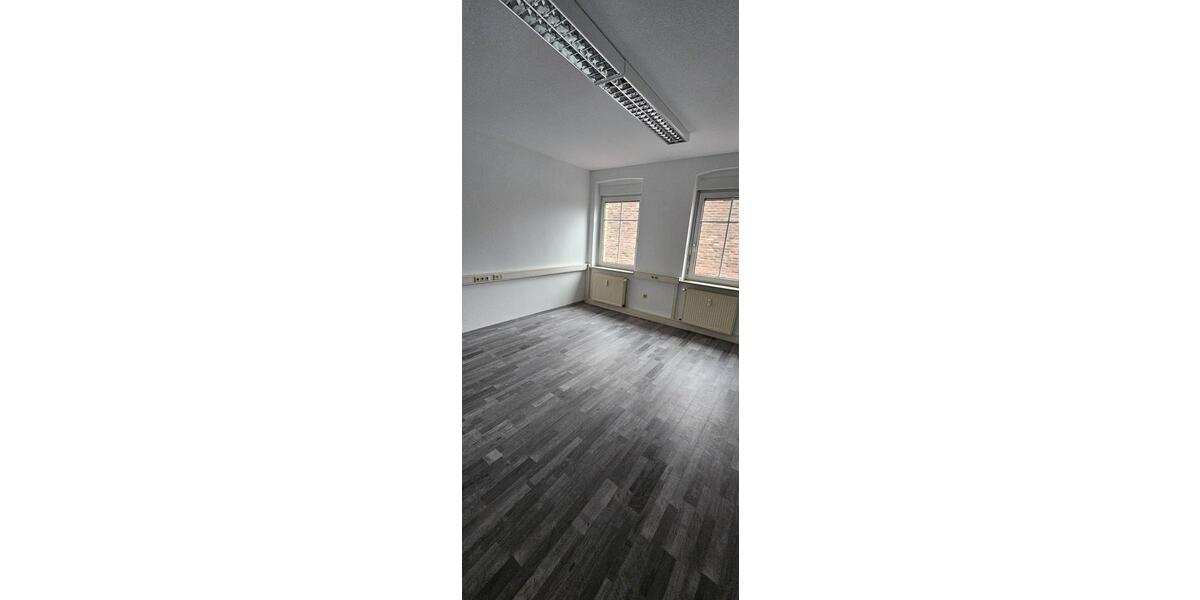 Gewerbeobjekt Schlüchtern - 890&euro; | Angebot:23398835