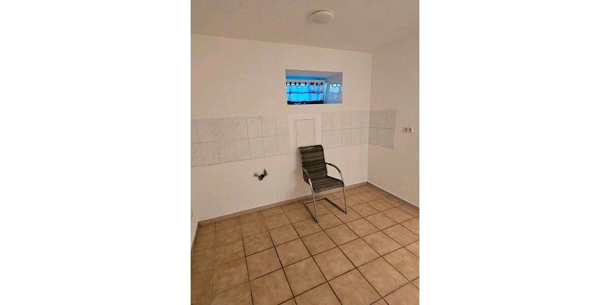 Etagenwohnung Anröchte - 1 Zimmer, 60 m&sup2;, 600&euro; | Angebot:26223521