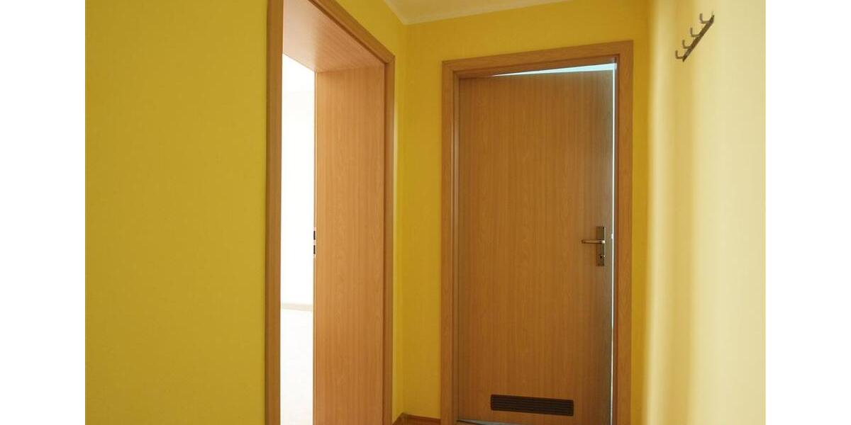 Erdgeschoßwohnung Mittweida - 2 Zimmer, 48 m&sup2;, 280&euro; | Angebot:25976358