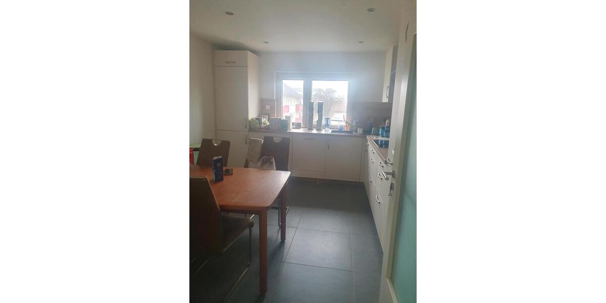 Etagenwohnung Neuenburg am Rhein - 3 Zimmer, 86 m&sup2;, 1.100&euro; | Angebot:24707224