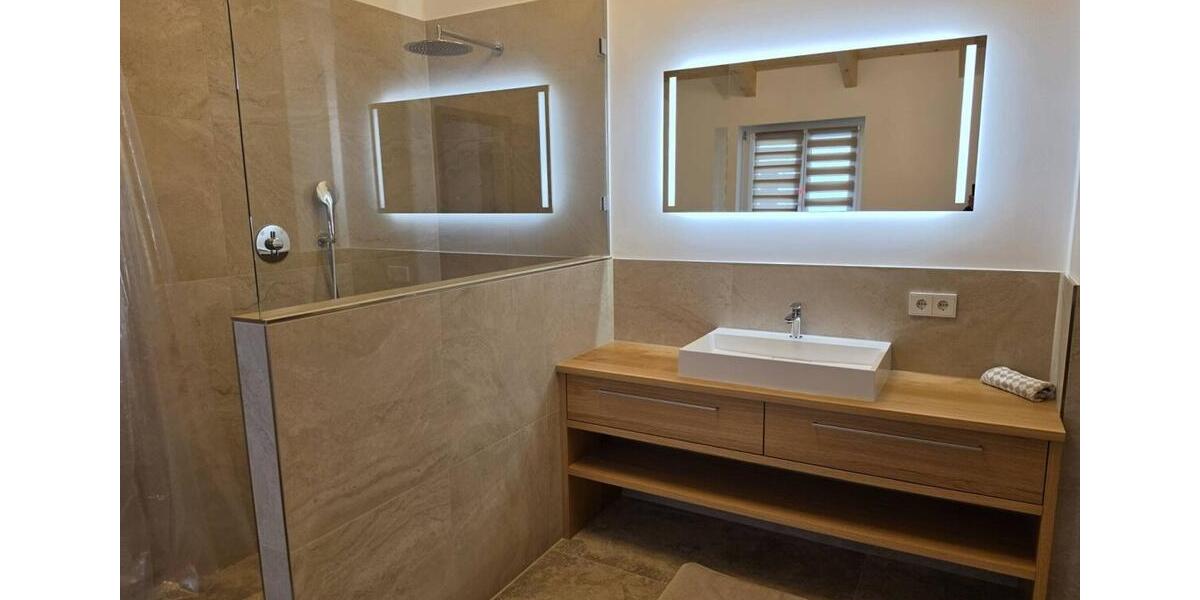 Wohnen auf Zeit Kolbermoor - 2 Zimmer, 90 m&sup2;, 1.990&euro; | Angebot:26695630